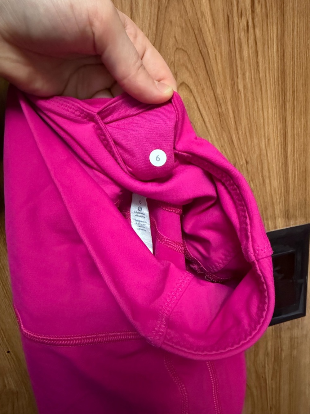 Hot Pink High-Waist Lululemon leggings - Picture 3 of 4